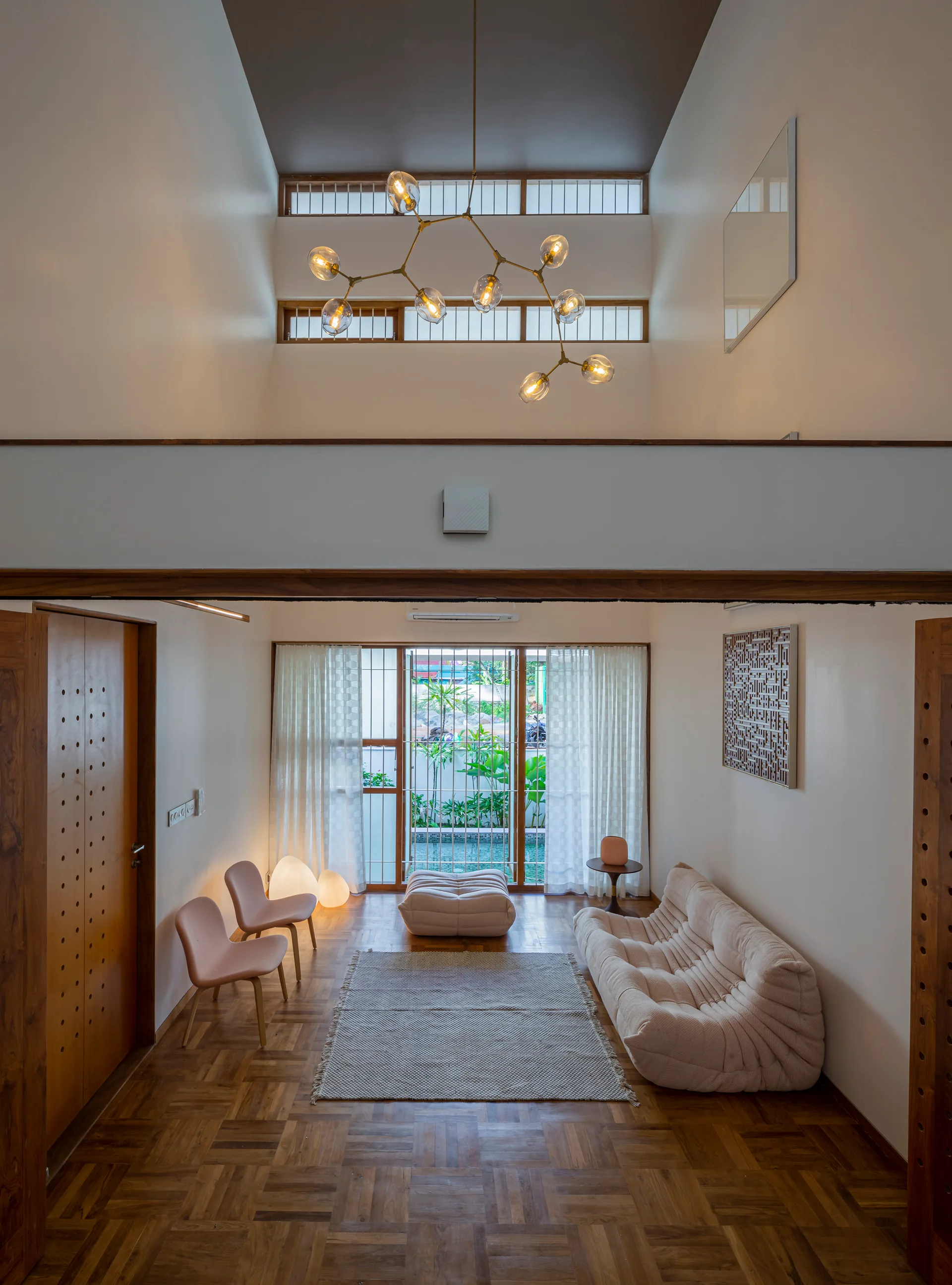 The House Within the Grid, LIJO RENY architects, Interior, Living Room, Chair, Beam