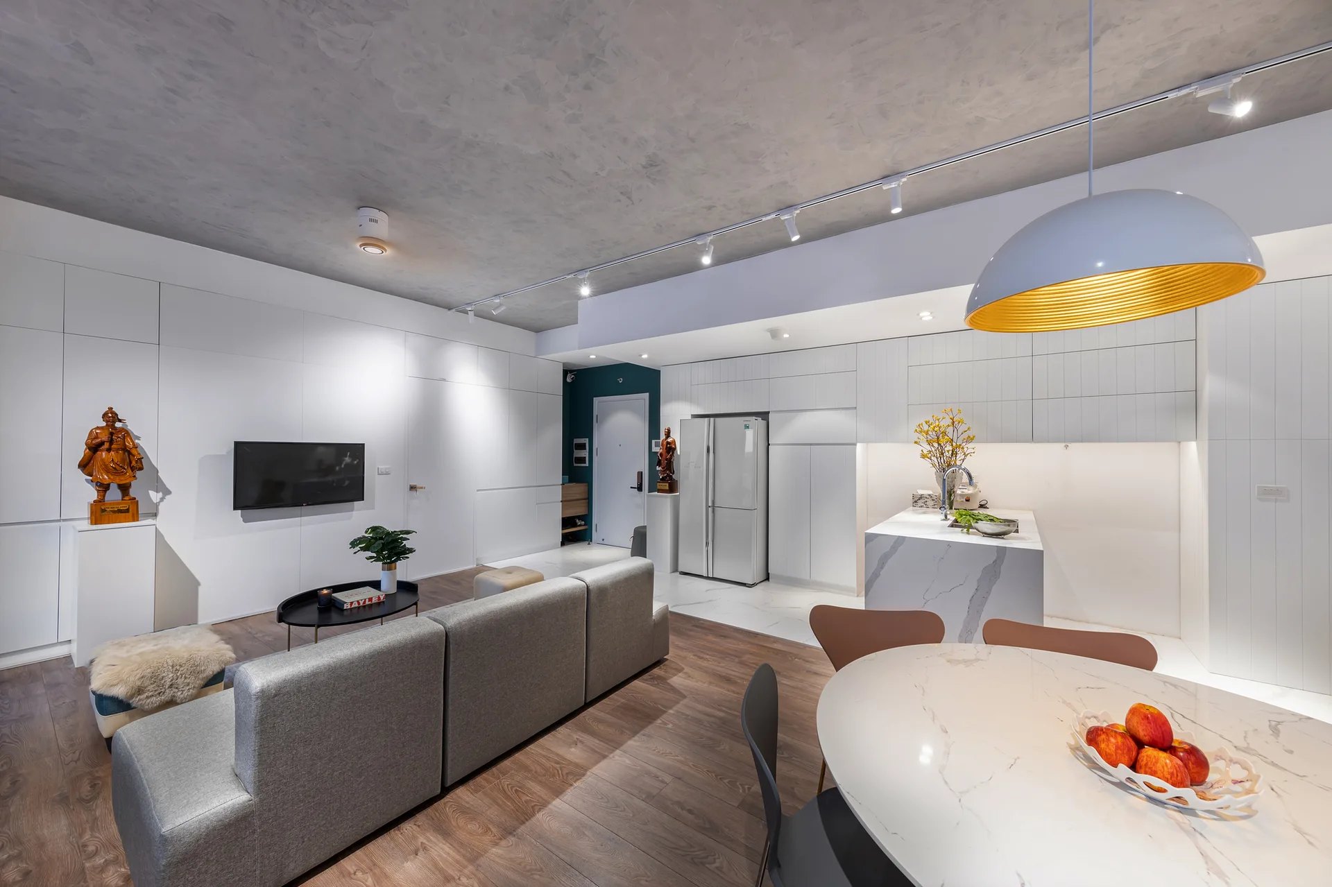 Emerald Apartment, SMA Studio, Interior, Living Room, Sofa, Table