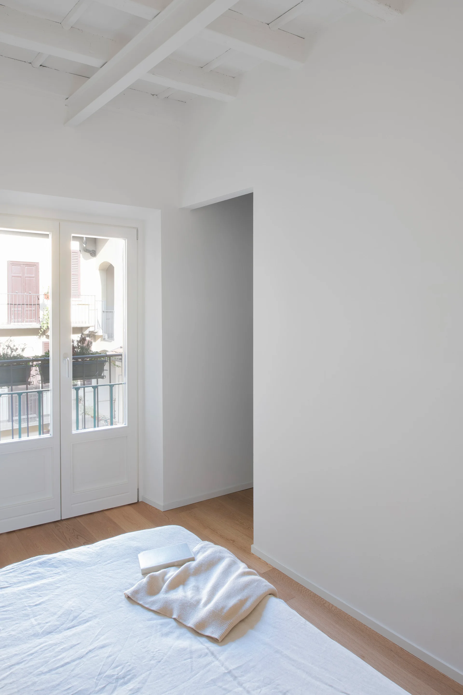 Casa di Ringhiera, studio wok, Interior, Bed