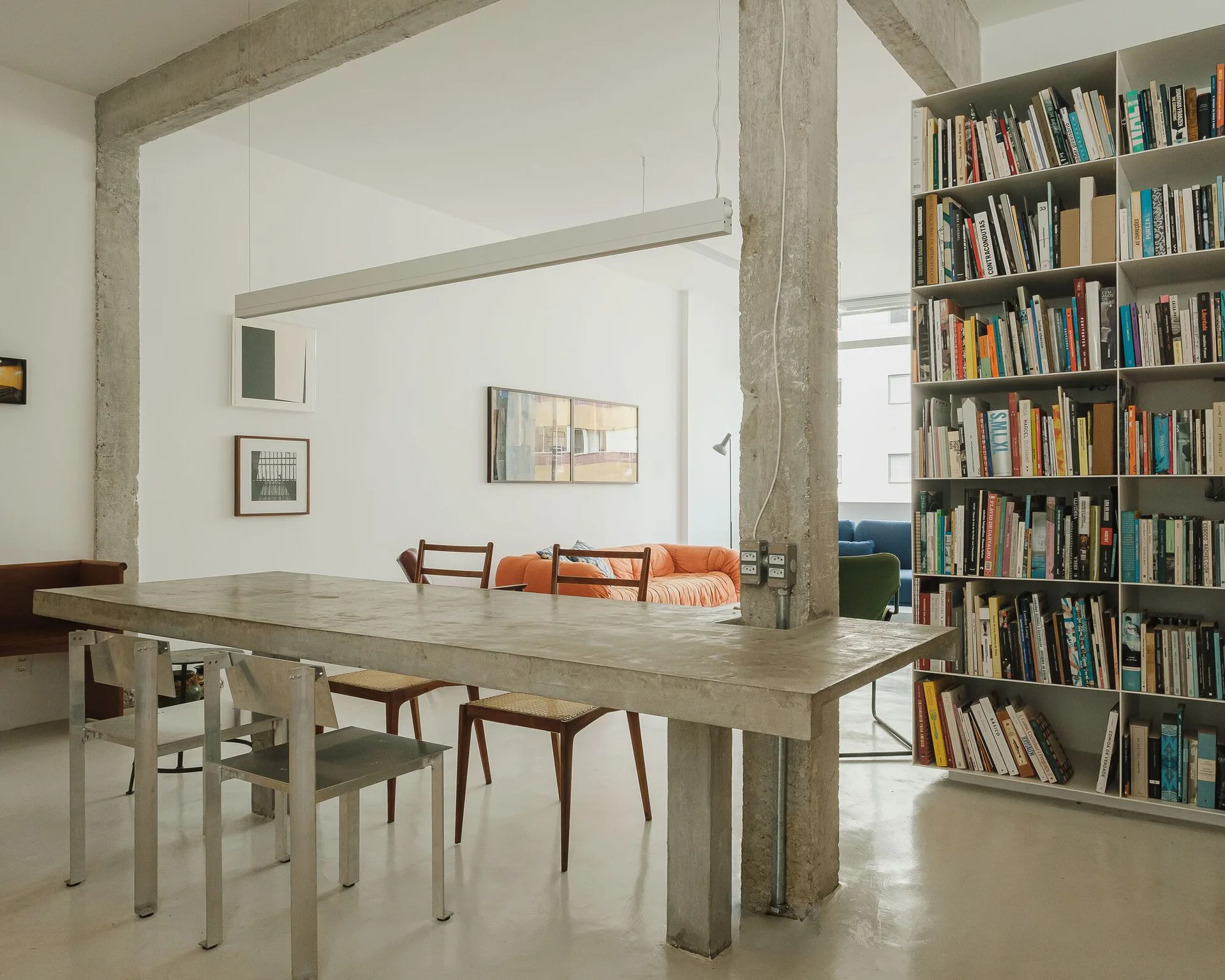 Aureliano Coutinho Apartment, JPG ARQ, Interior, Shelving, Table