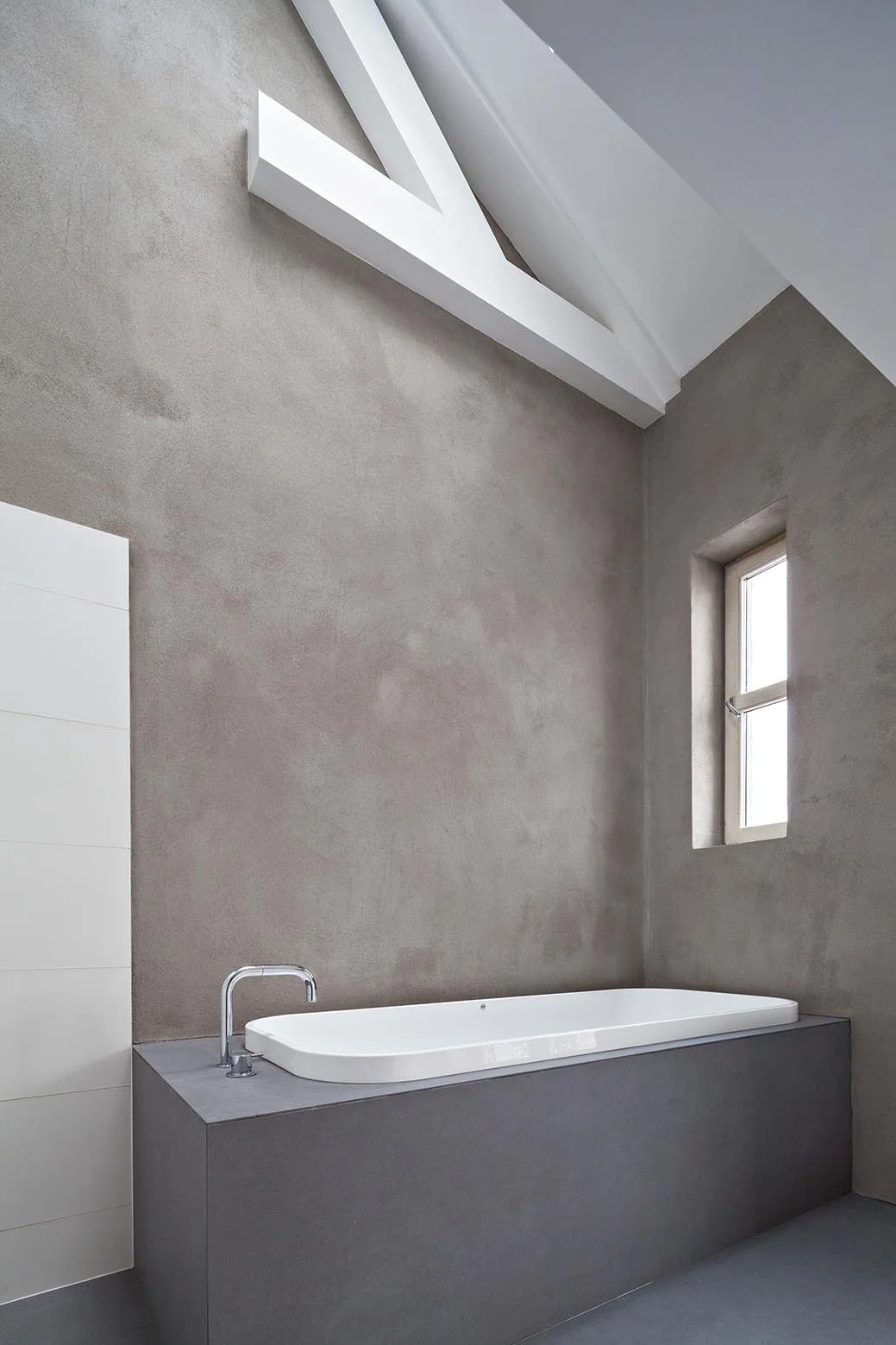 Idunsgate, Haptic Architects, Windows