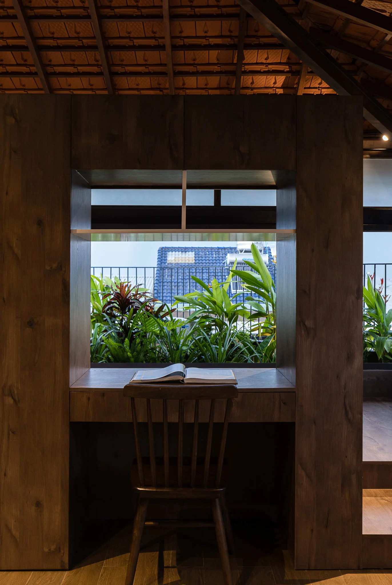 Dai An Apartment, H2, Interior, Windows, Chair