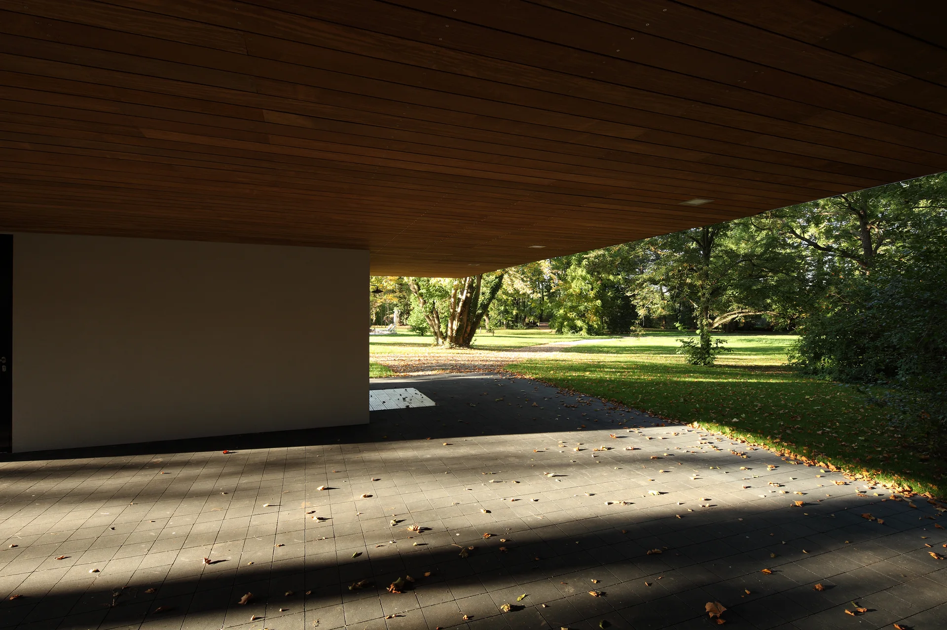 Villa in Park, EA Architekti, Image 14 of 30