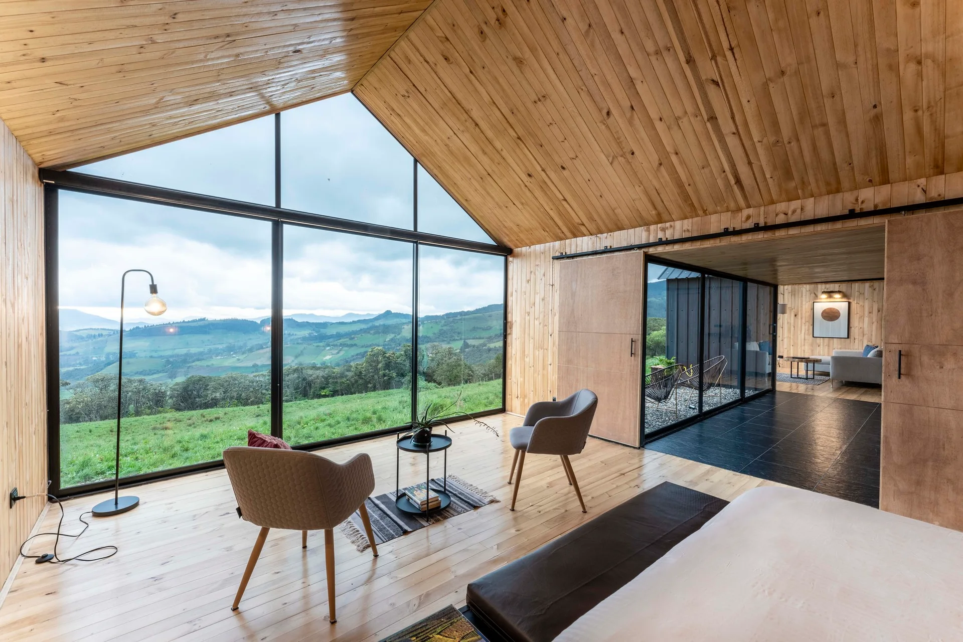 San Felipe Refuge, a House in Páramo, Rubén Gómez Gañán, Interior