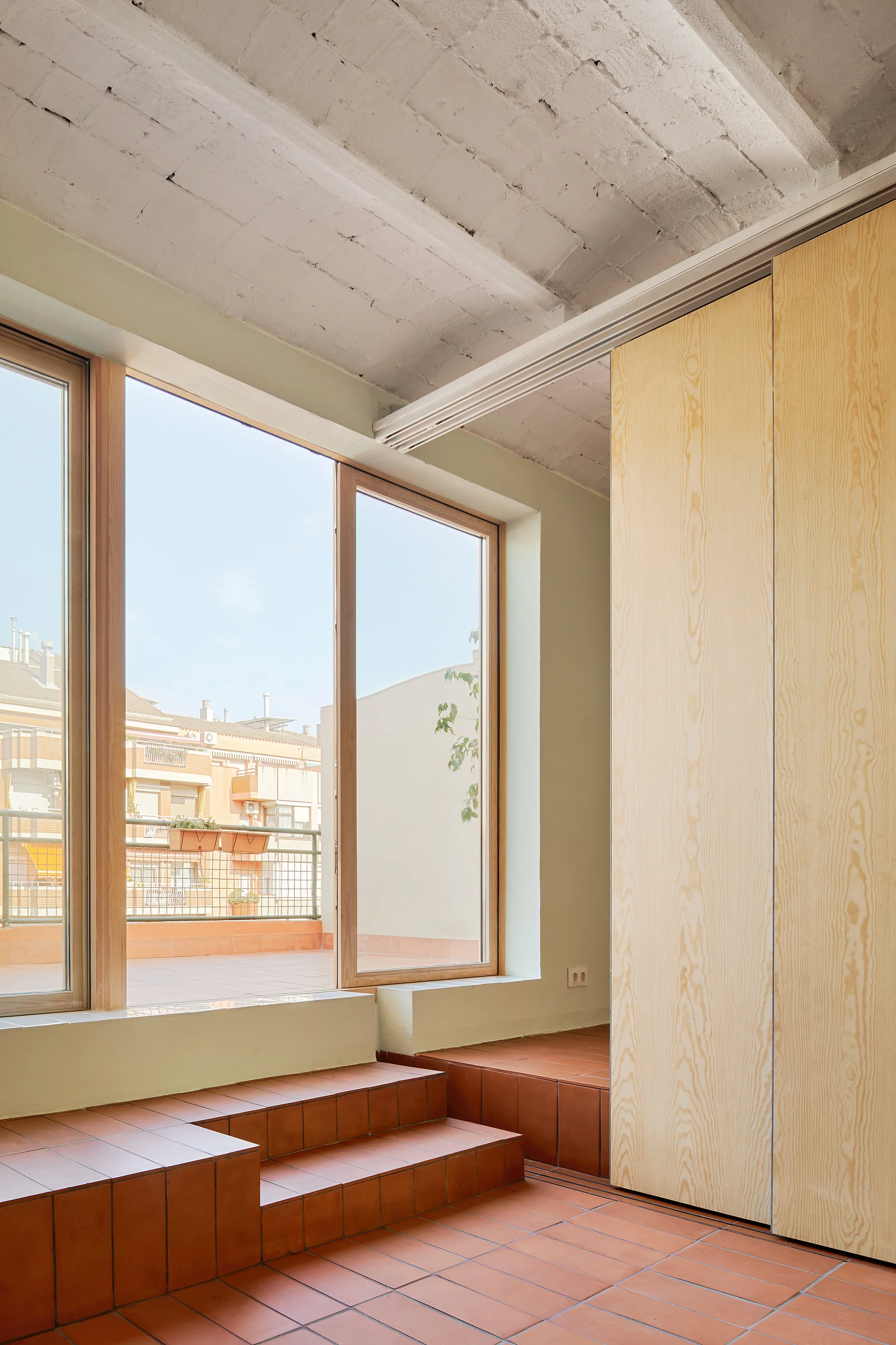 Conxita House, ESCOLANO + STEEGMANN, Image 14 of 19